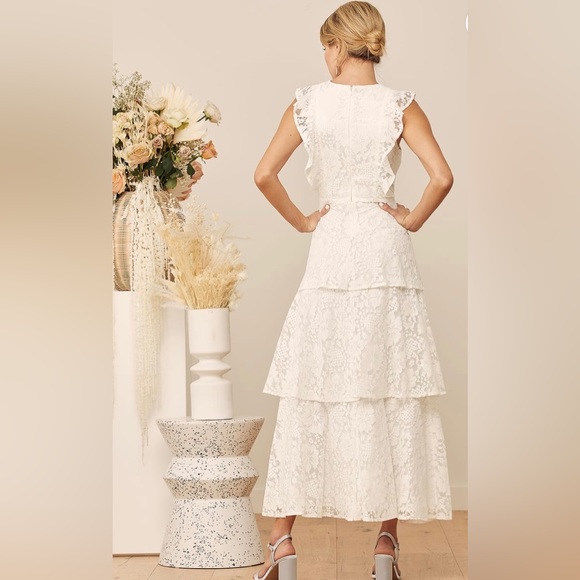 Lulu’s bridal dress - Picture 2 of 2